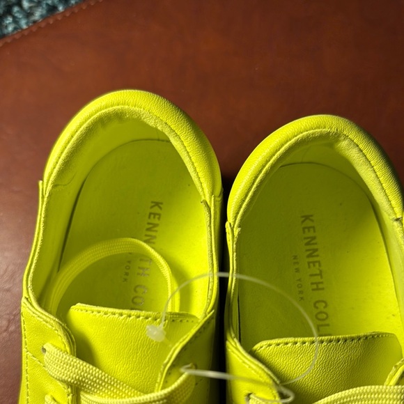 Kenneth Cole New York LEATHER Neon Yellow Sneakers - Picture 3 of 10
